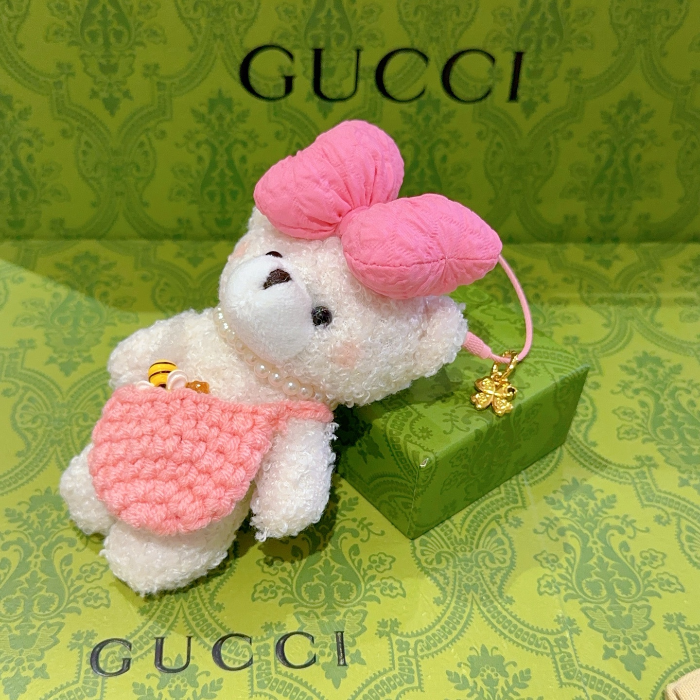 批85 2025款古驰爆款来袭 新品发布 👒𝐆𝐮𝐜𝐜𝐢古驰钥匙扣古驰包包扣 最新款包包挂饰档次更高明星同款Anger Forest系列双G经典款联名设计理念钥匙扣系列
细节对版做旧处理 非市面亮面版型
这款一直在出 古驰里面热卖款 非常好搭配潮流背包👔🥿