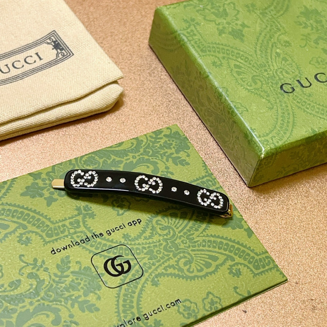 Luxury Fashion: Gucchi’s Stylish Resin and Crystal Accessories Showcased by Celebrities - 图片 6