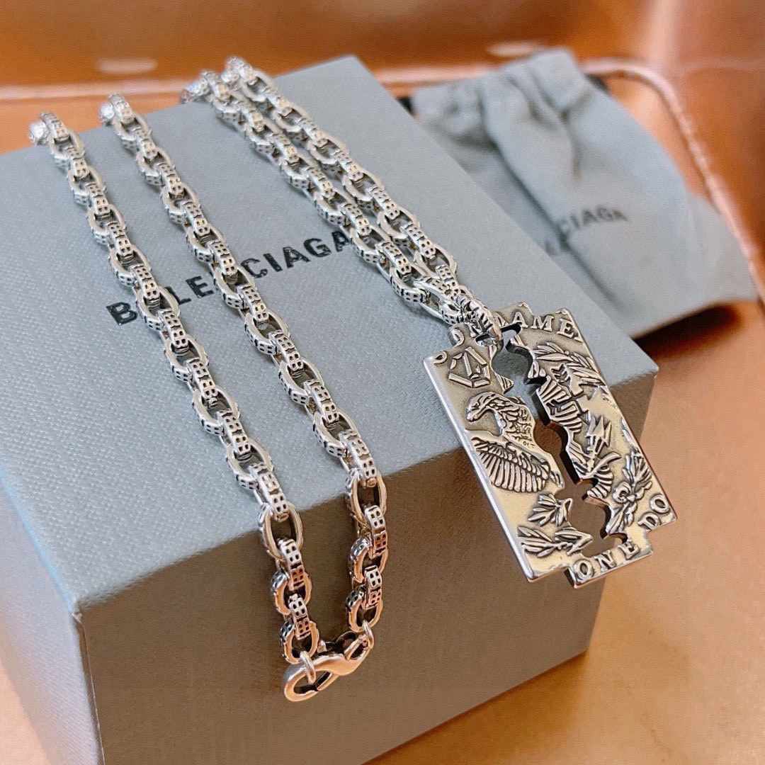  原单货🔹🔹新品 巴黎世家项链 Balenciaga 新款项链🔹专柜一致 细节做工精细 每个细节流程到位