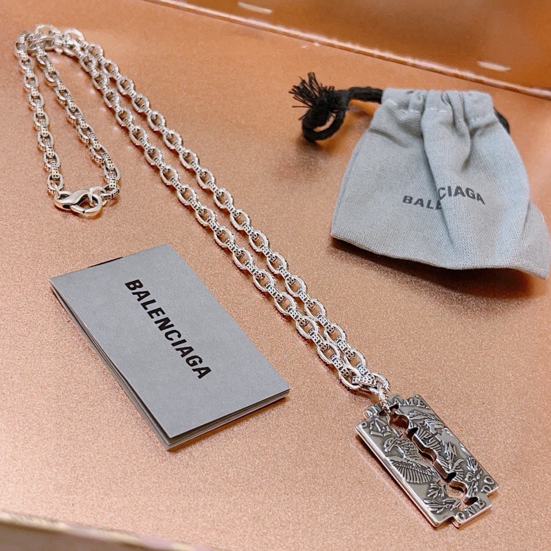  原单货🔹🔹新品 巴黎世家项链 Balenciaga 新款项链🔹专柜一致 细节做工精细 每个细节流程到位