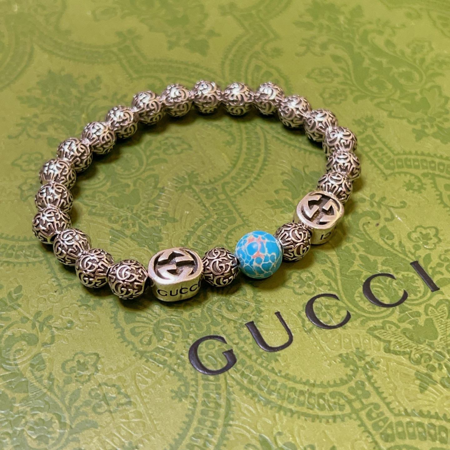 NO:380223,2025 latest release The latest classic model of Gucci bracelet is exquisite, regardless of style or texture, and you can understand the original logo at a glance. Super nice. The best choice for matching clothes, a must-have artifact for men and women, jewelry quality, gucci, gucci, bracelet19860909批. 2025最新出炉 Gucci古驰手链最新款的经典款 精致无论款式 质感 都是绝对的顶尖feel 只要看一眼就懂了原版logo 超 nice 搭配衣服最佳的选择,男女同款必备神器,饰品精品,gucci,gucci,bracelet,Jewelry