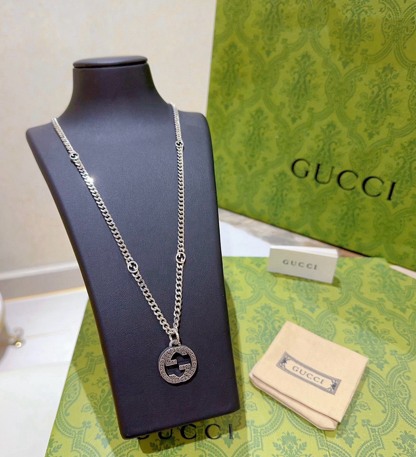    新品发布 👒𝐆𝐮𝐜𝐜𝐢古驰项链最新款链条档次更高明星同款Anger Forest系列双G经典款联名