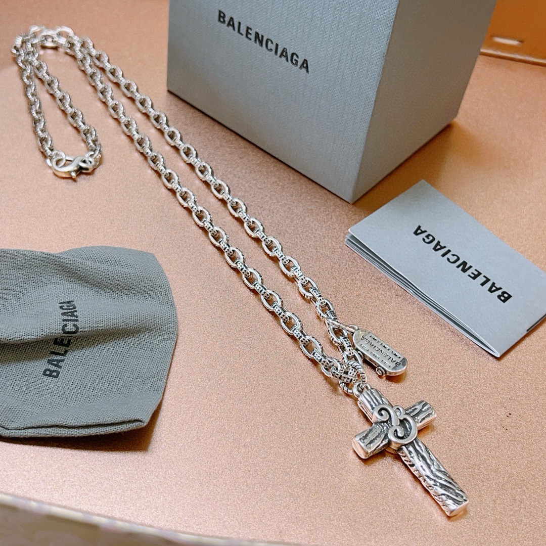  原单货🔹🔹新品发布 巴黎世家项链 Balenciaga 新款项链🔹专柜一致 细节做工精细 每个细节流程