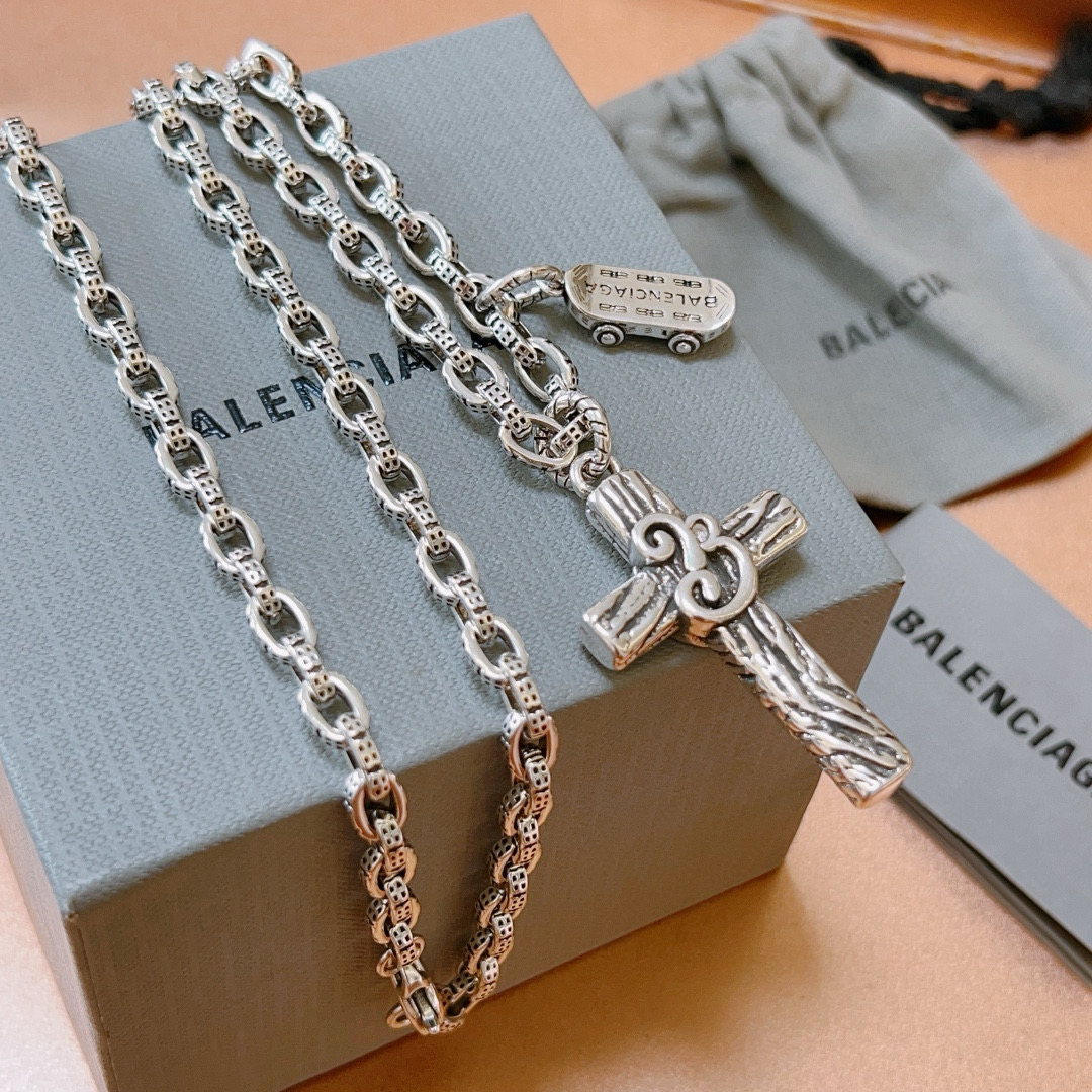  原单货🔹🔹新品发布 巴黎世家项链 Balenciaga 新款项链🔹专柜一致 细节做工精细 每个细节流程