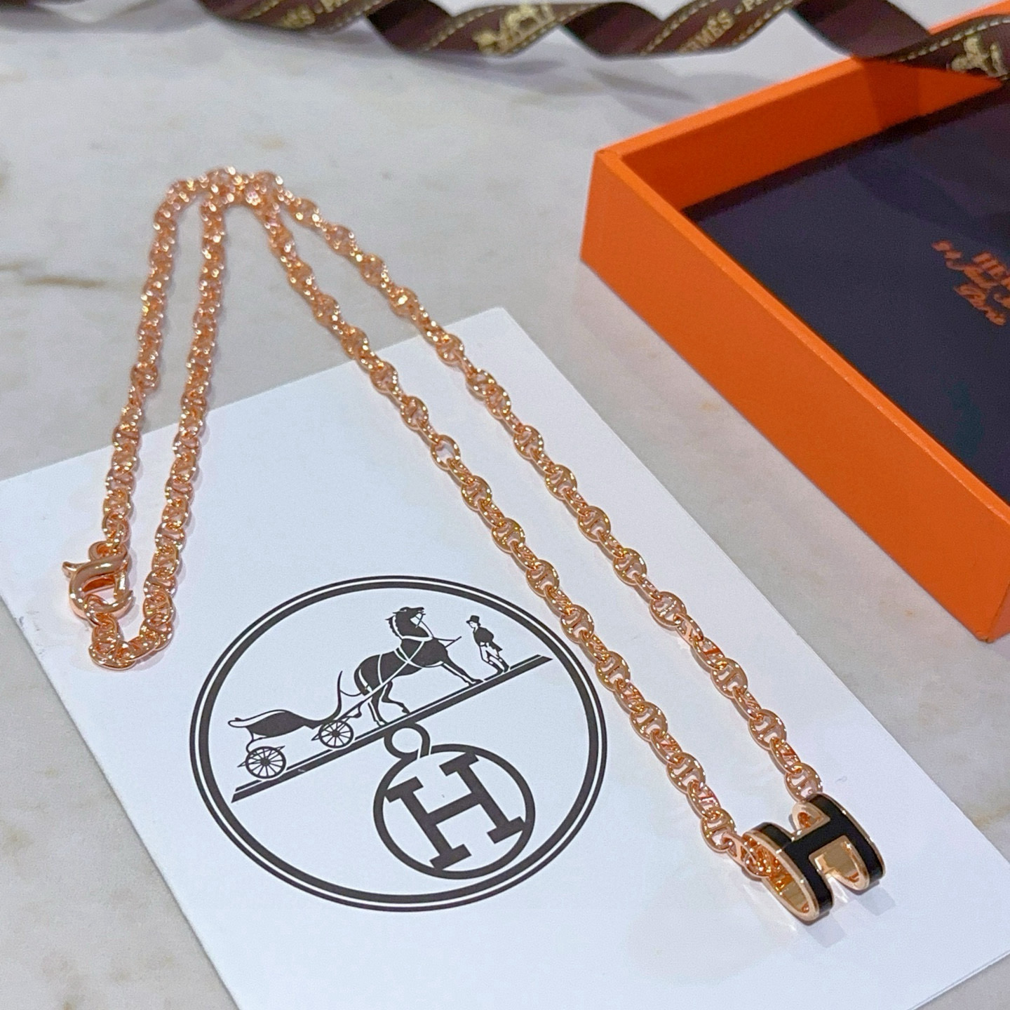  🌀🌟HERMES  爱马仕项链 H字母椭圆系列首饰 进口珐琅镀.猪鼻子链条经典搭配 边上logo清晰，