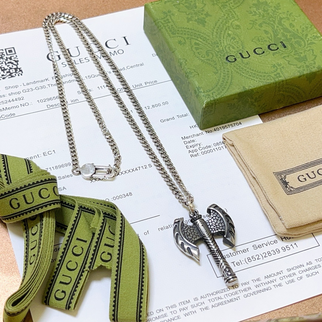     新品发布👒巨帅🤠𝐆𝐮𝐜𝐜𝐢古驰项链最新款链条档次更高明星同款Anger Forest系列双G古驰