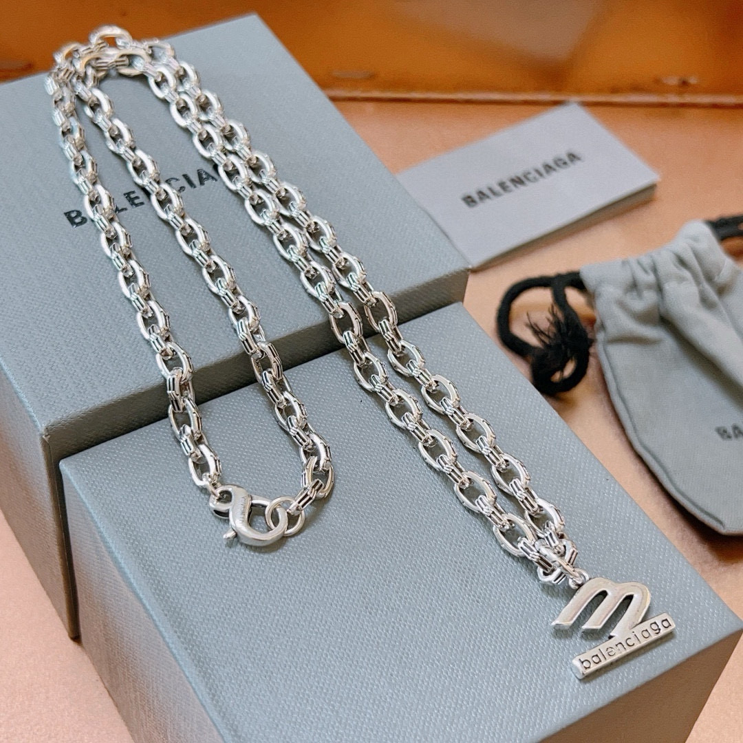  原单货🔹🔹新品发布👒 巴黎世家项链 Balenciaga 新款项链🔹专柜一致 细节做工精细 每个细节流