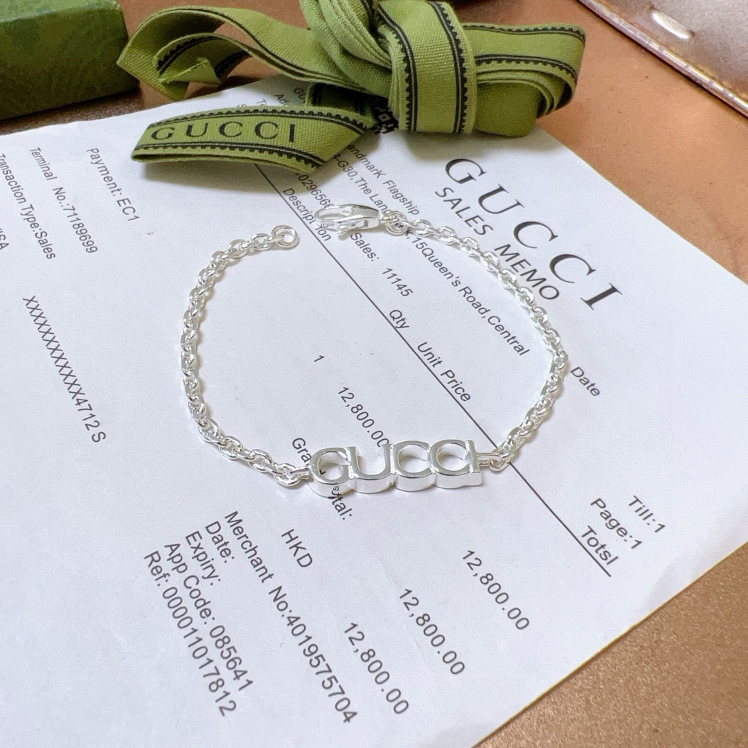 。最新出炉土豪版手链 独家高品质🌼 Gucci古驰手链最新款的经典款 精致无论款式 质感 都是绝对的顶尖