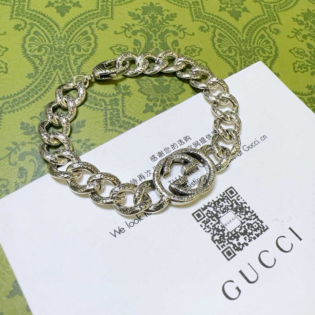 。 最新出炉土豪版手链 认准细节 独家高品质🌼 Gucci古驰手链最新款的经典款 精致无论款式 质感 都