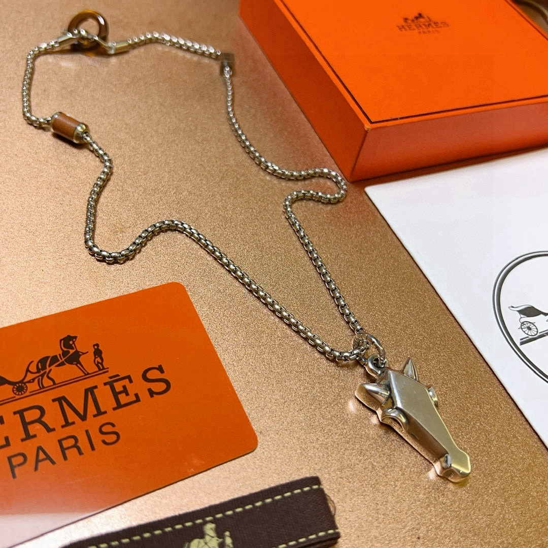 。🌀🌟HERMES  爱马仕项链 猪鼻子项链系列首饰 进口定制.高端链条经典搭配 新品 简单时尚🌟专柜一