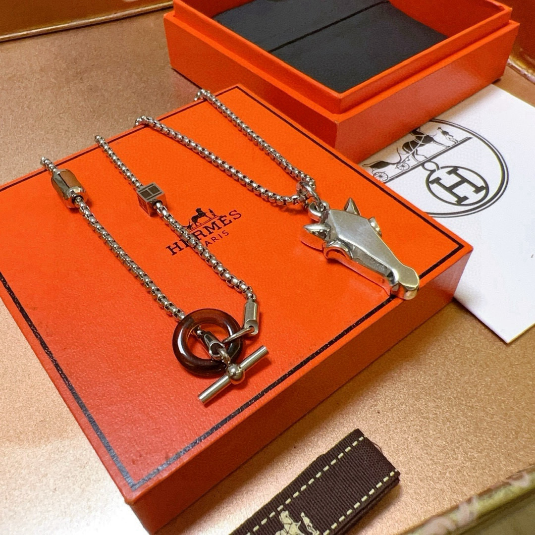 。🌀🌟HERMES  爱马仕项链 猪鼻子项链系列首饰 进口定制.高端链条经典搭配 新品 简单时尚🌟专柜一