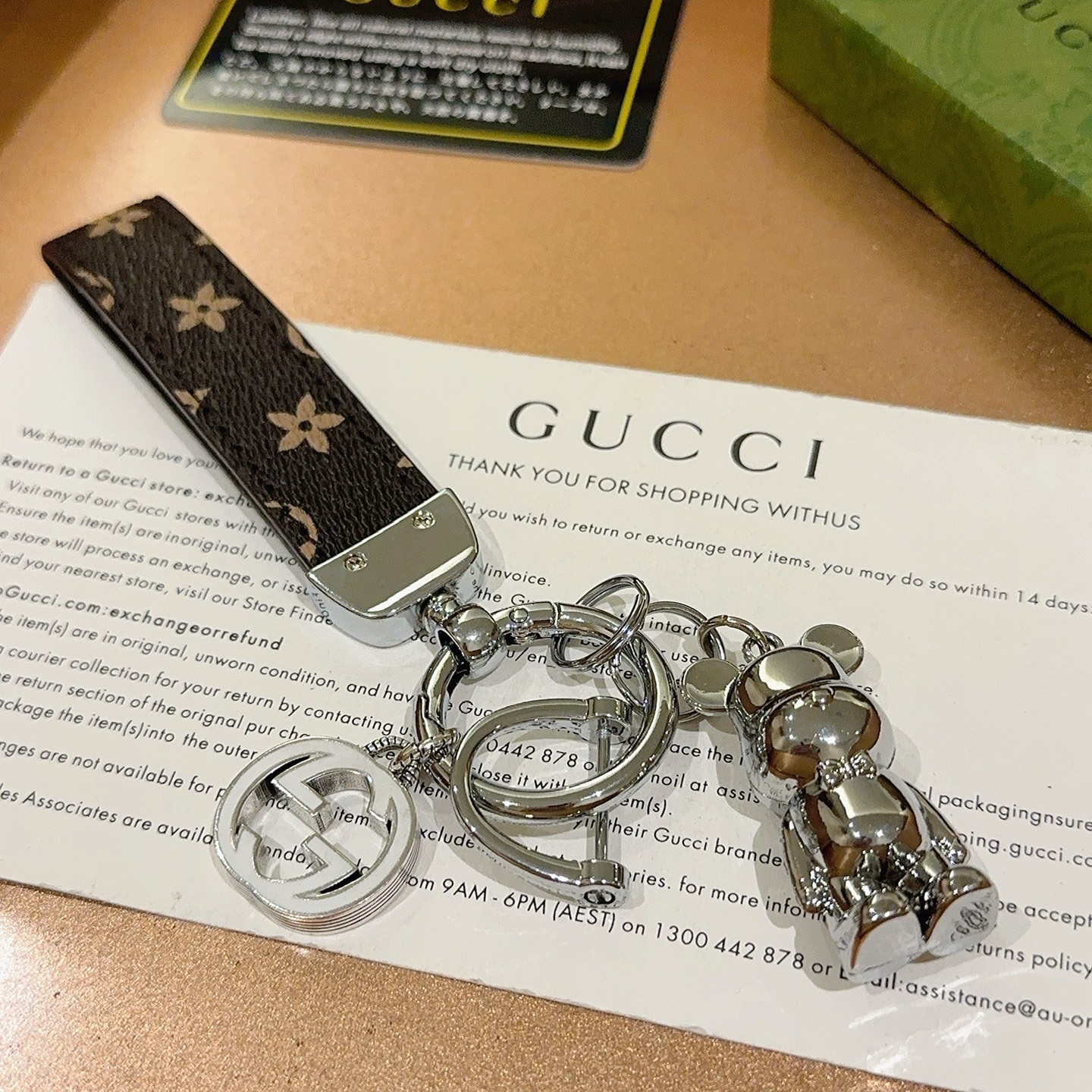    新品发布 👒𝐆𝐮𝐜𝐜𝐢古驰钥匙扣 古驰包包扣 最新款包包挂饰档次更高明星同款Anger Fores