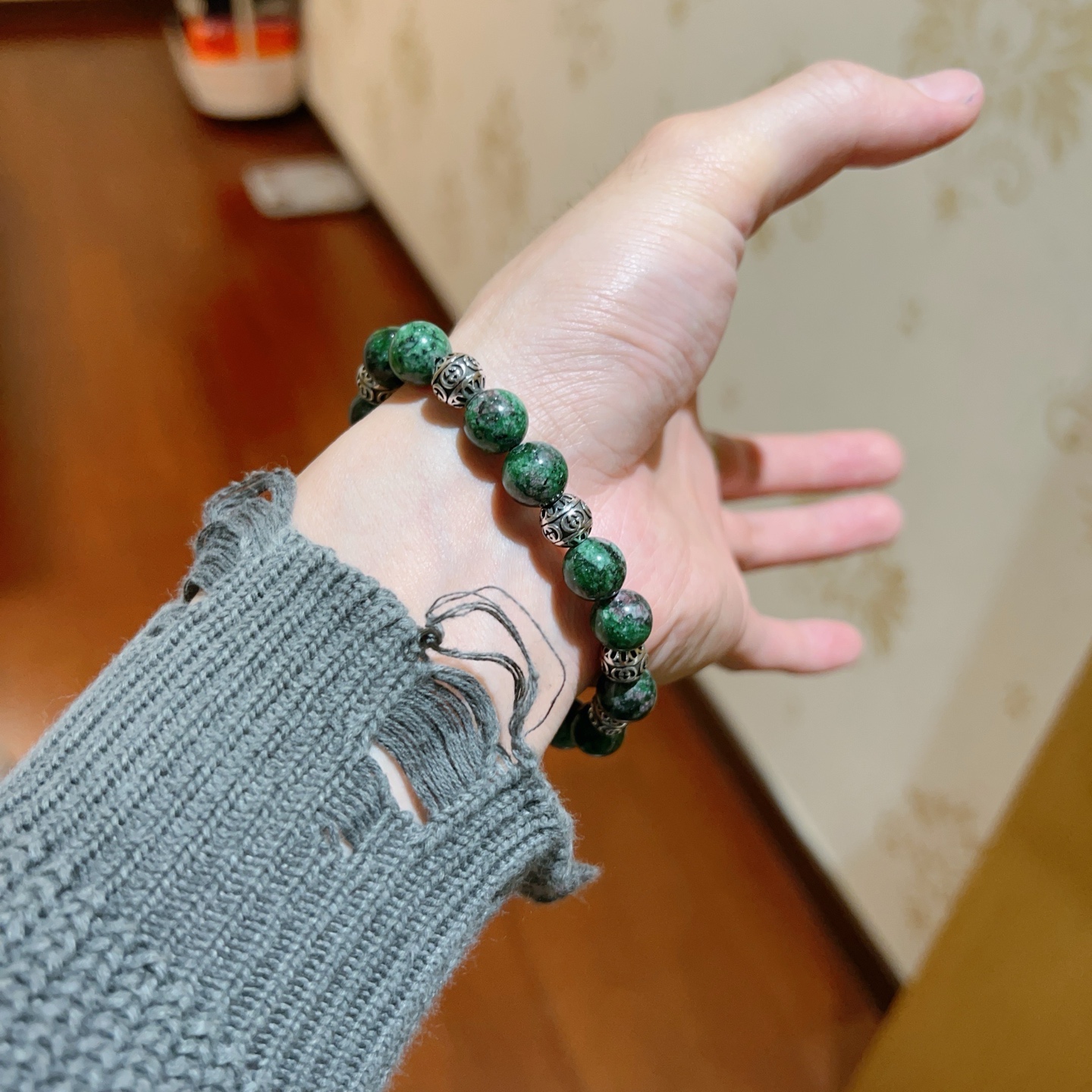   𝐆𝐮𝐜𝐜𝐢古驰手链👨👩奢华手串 男女同款 最新款全件药王石串珠手链档次更高明星同款Anger For