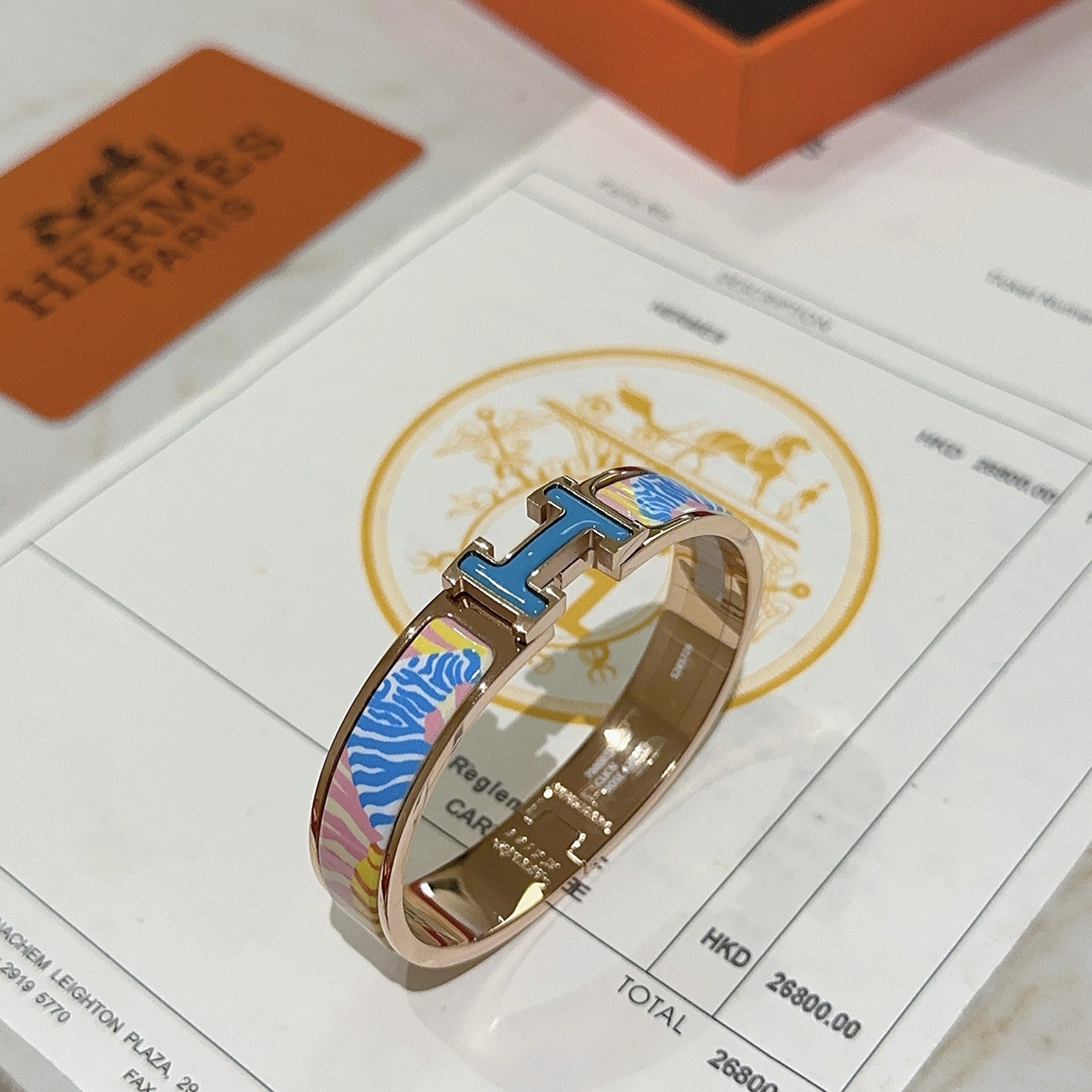 。 Hermes 爱马仕手镯 ❗️v金原版定制 爱马仕手环 珐琅工艺太考验师傅的手艺了 要确保色泽手工制