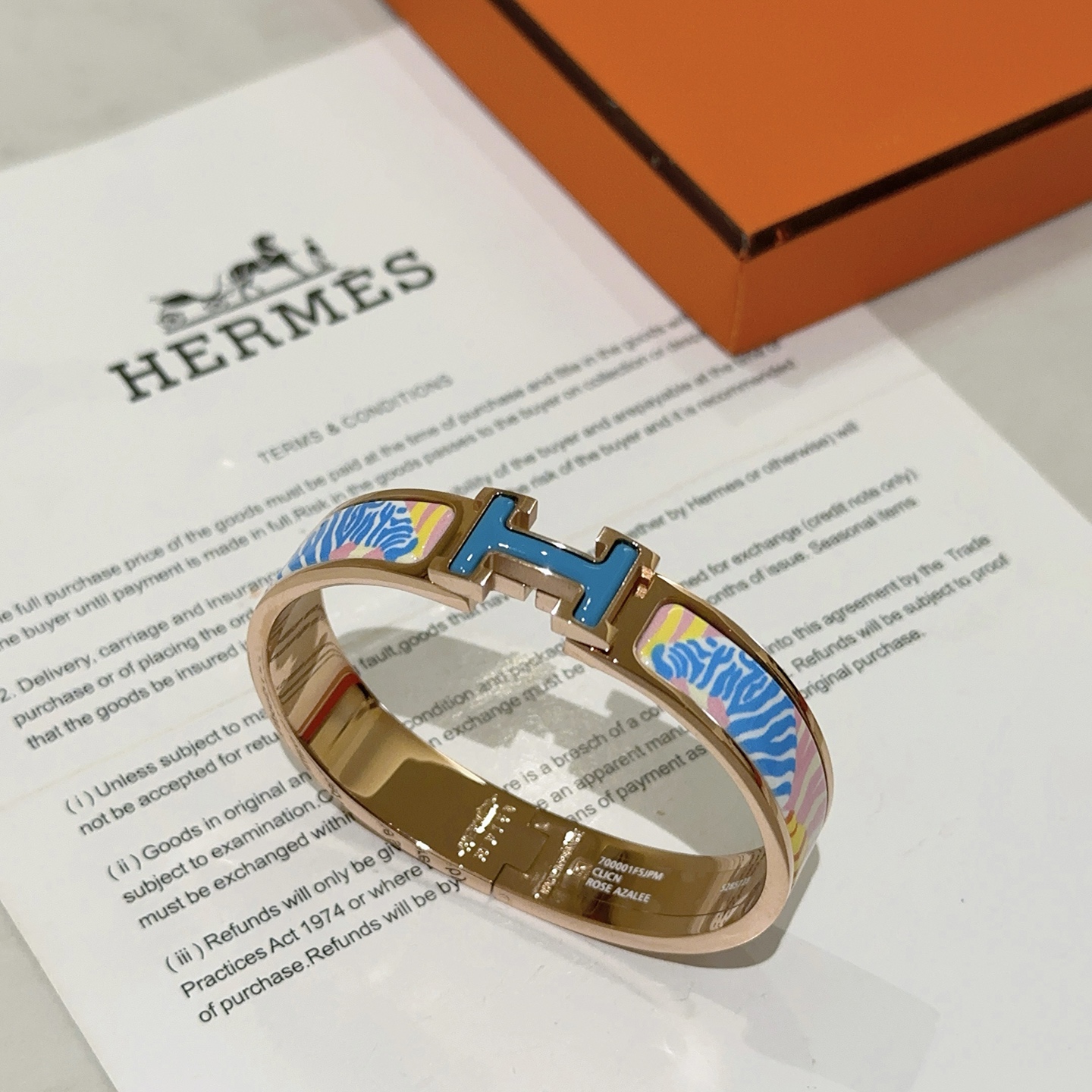 。 Hermes 爱马仕手镯 ❗️v金原版定制 爱马仕手环 珐琅工艺太考验师傅的手艺了 要确保色泽手工制