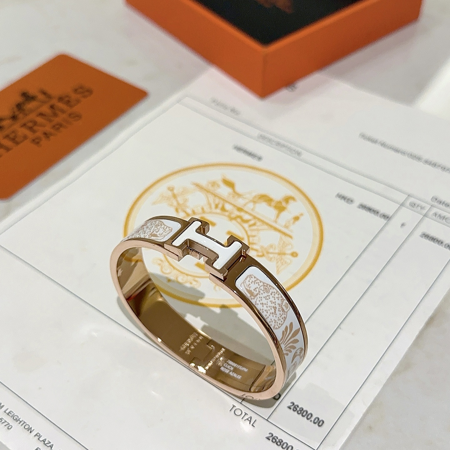。 Hermes 爱马仕手镯 ❗️v金原版定制 爱马仕手环 珐琅工艺太考验师傅的手艺了 要确保色泽手工制