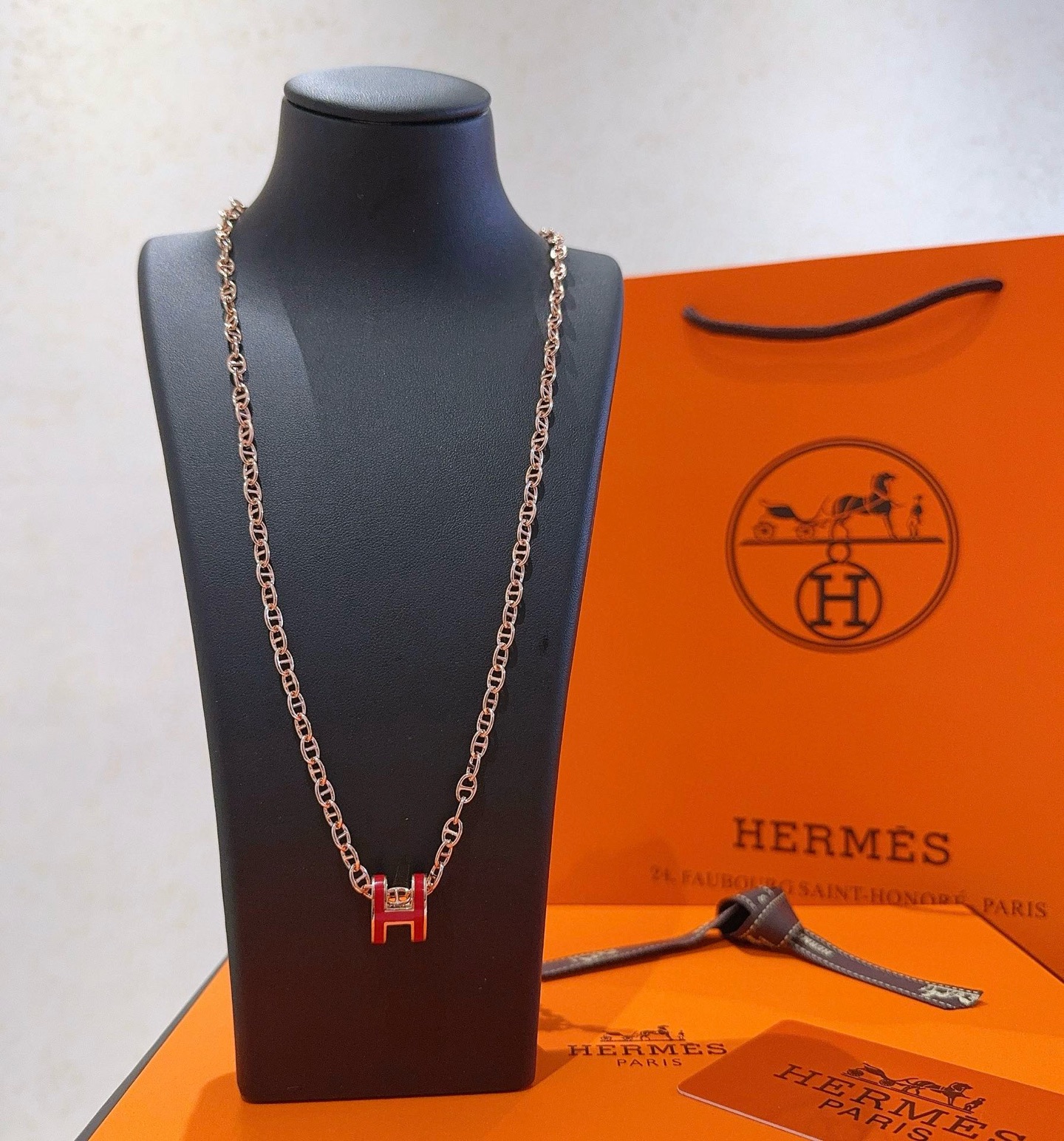  🌀🌟HERMES  爱马仕项链 H字母椭圆系列首饰 进口珐琅镀.猪鼻子链条经典搭配 边上logo清晰，