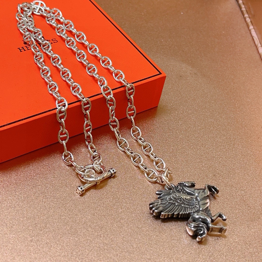 🐴🐴🐴 爱马仕项链 新品发布 HERMES 必备款猪鼻子系列首饰 高端定制.高端链条经典搭配 新品 简单