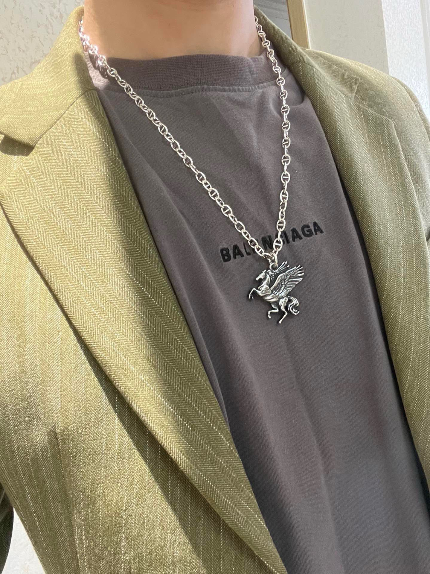 🐴🐴🐴 爱马仕项链 新品发布 HERMES 必备款猪鼻子系列首饰 高端定制.高端链条经典搭配 新品 简单