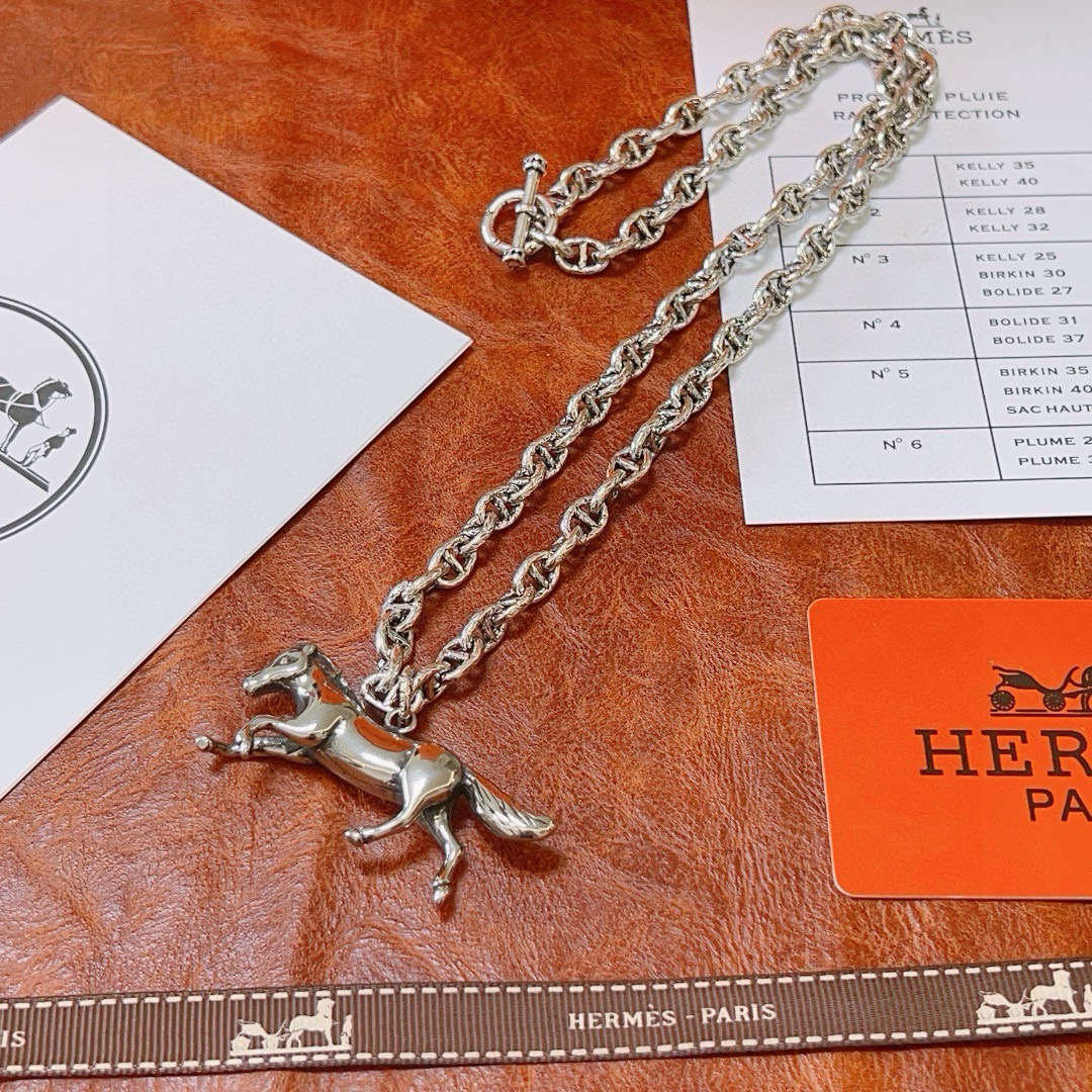 🐴🐴🐴 爱马仕项链 新品发布 HERMES 必备款猪鼻子系列首饰 高端定制.高端链条经典搭配 新品 简单