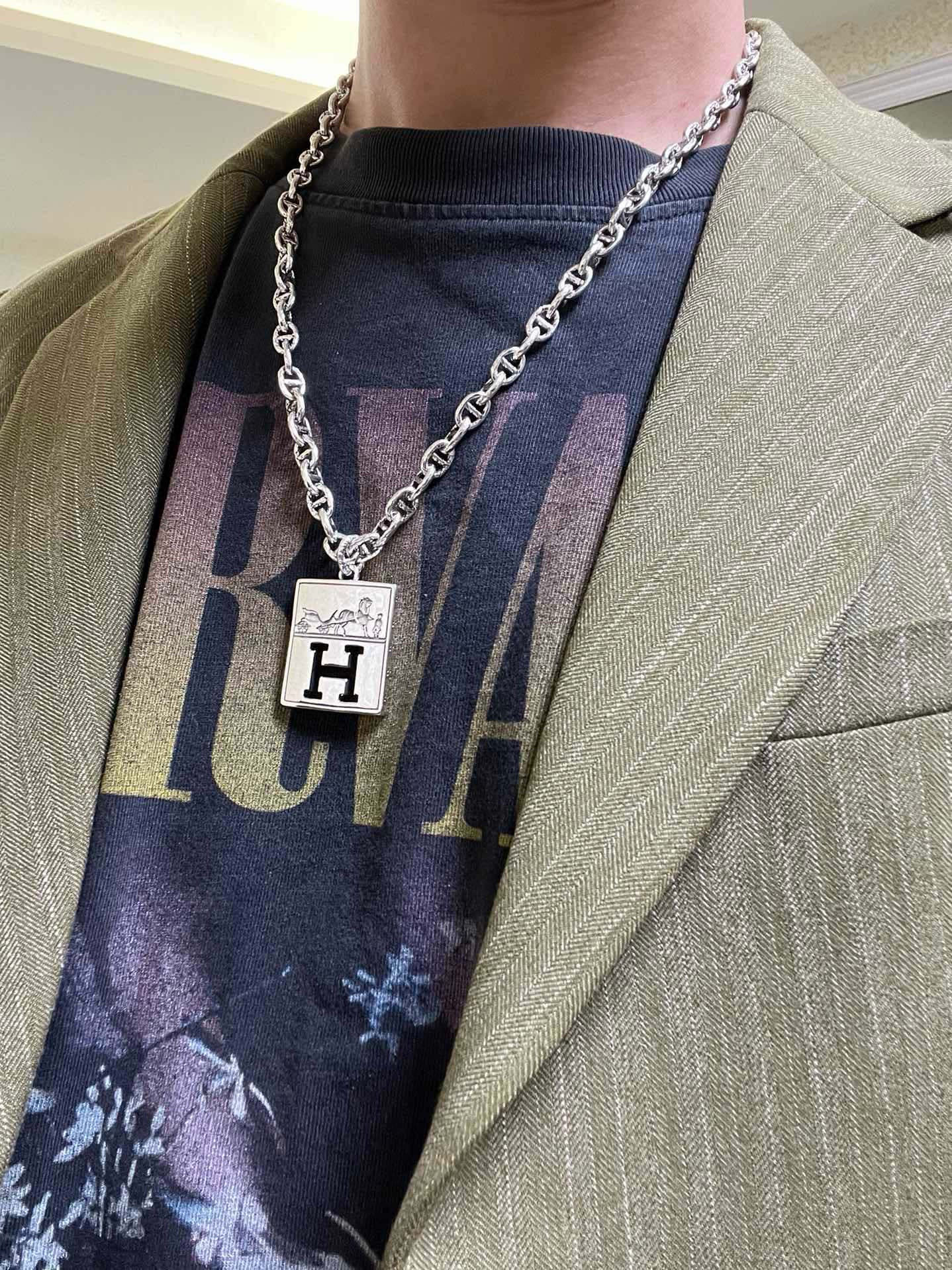 🐴🐴🐴 爱马仕项链 新品发布 HERMES 必备款猪鼻子系列首饰 高端定制.高端链条经典搭配 新品 简单