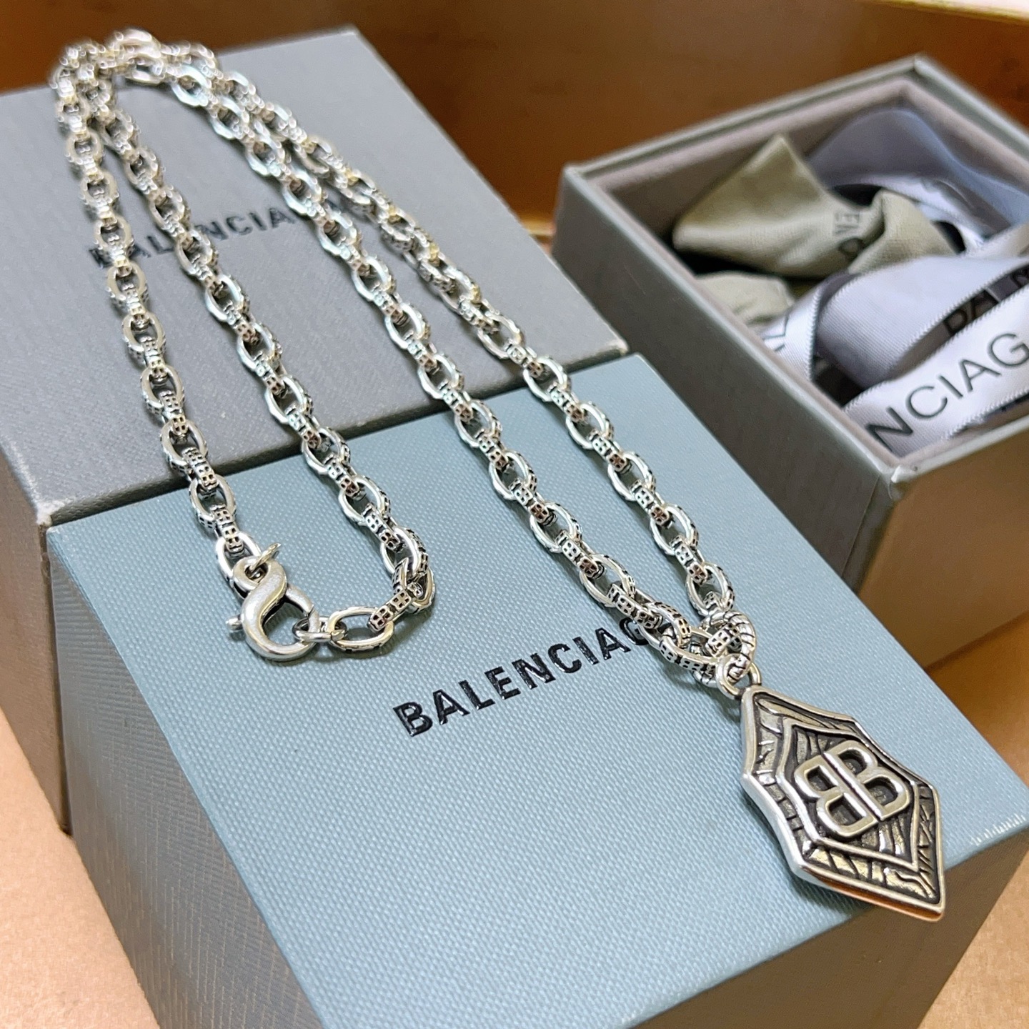  原单货🔹🔹新品 巴黎世家项链 Balenciaga 新款项链🔹专柜一致 细节做工精细 每个细节流程到位