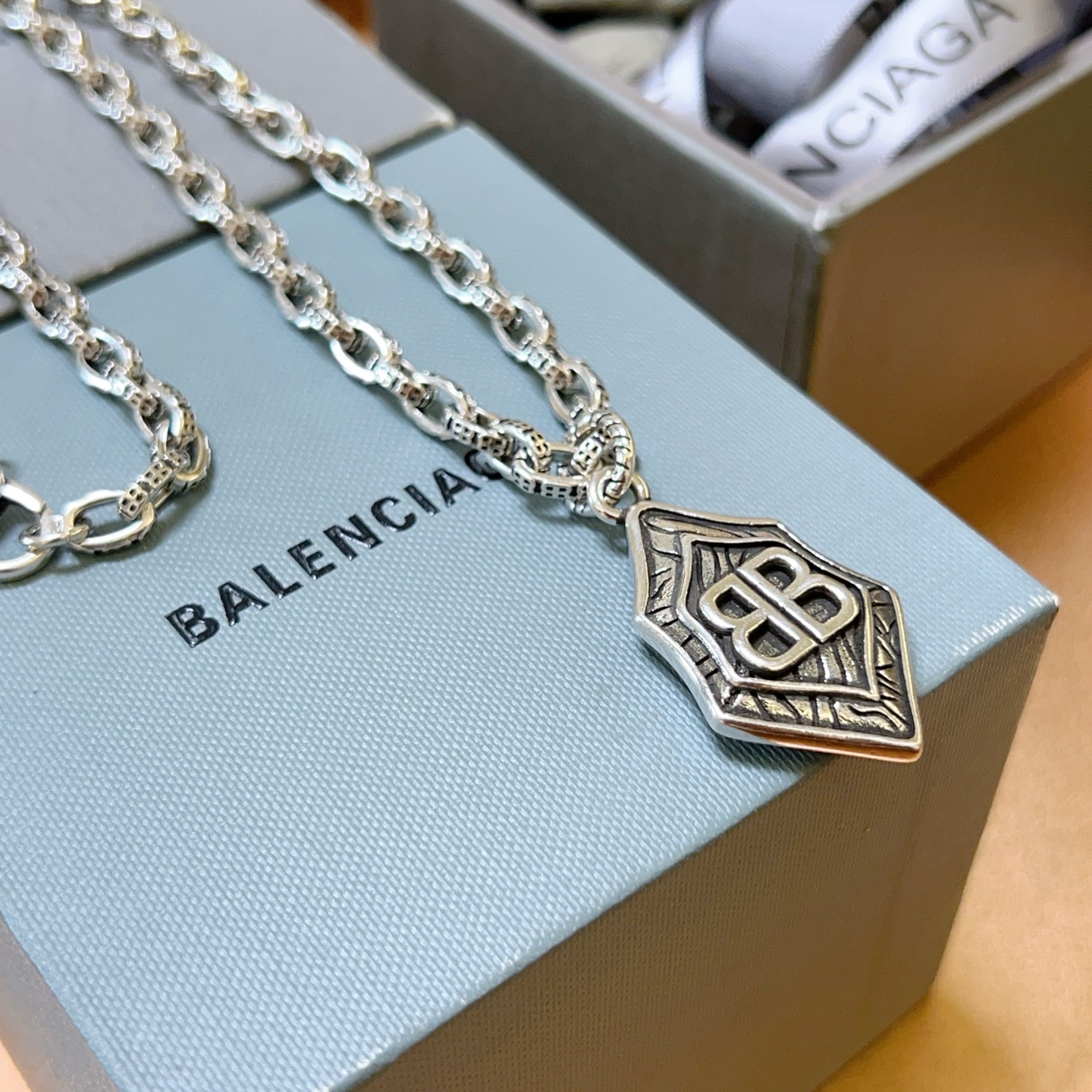  原单货🔹🔹新品 巴黎世家项链 Balenciaga 新款项链🔹专柜一致 细节做工精细 每个细节流程到位