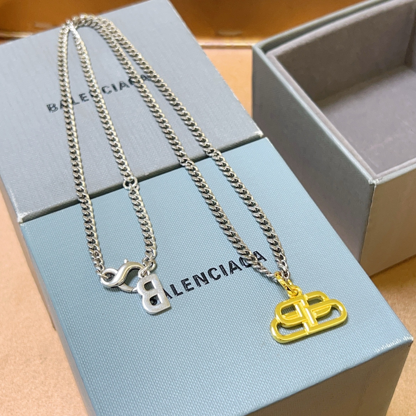  原单货🔹🔹新品 巴黎世家项链 Balenciaga 新款项链🔹专柜一致 细节做工精细 每个细节流程到位