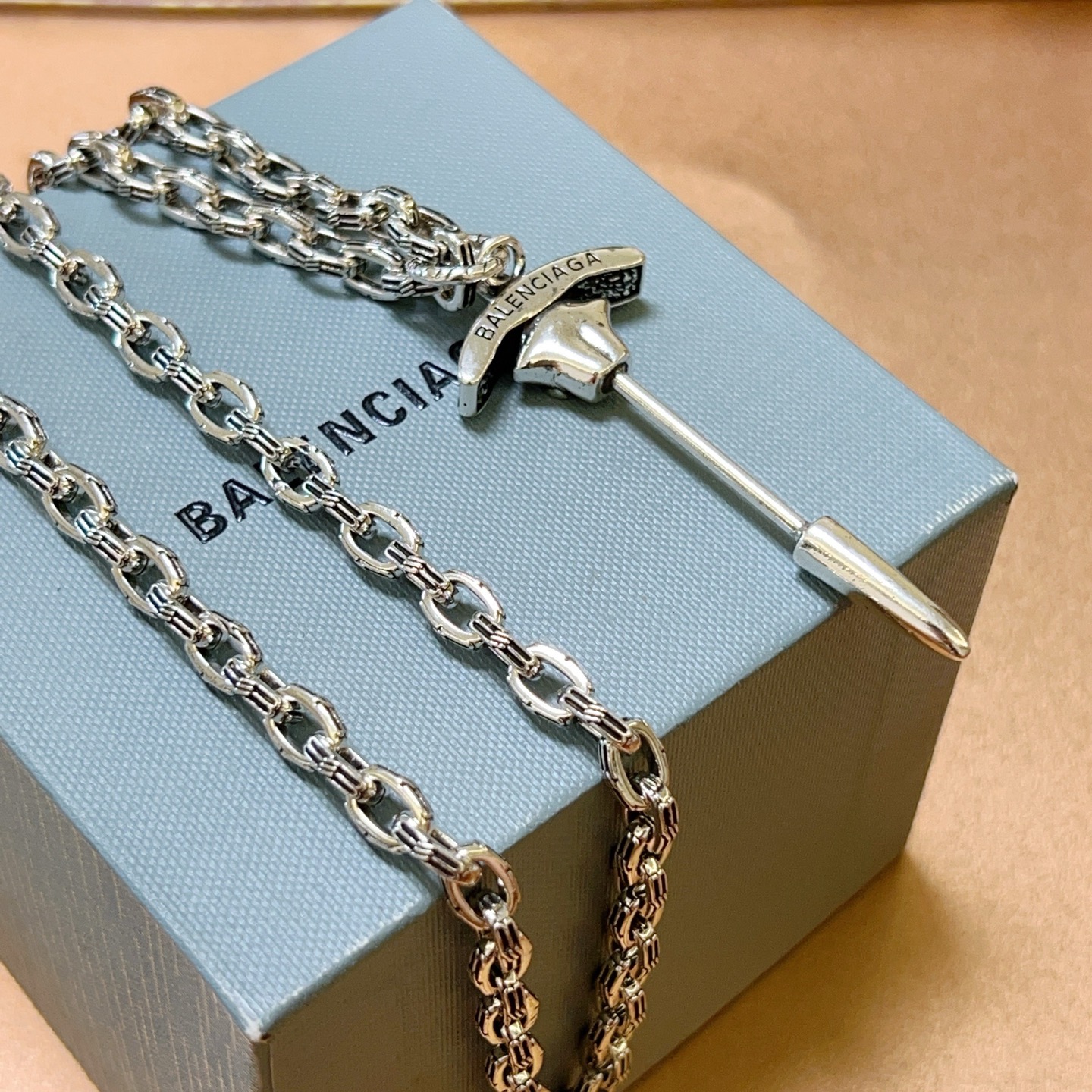 原单货🔹🔹新品 巴黎世家项链 Balenciaga 新款项链🔹专柜一致 细节做工精细 每个细节流程到位