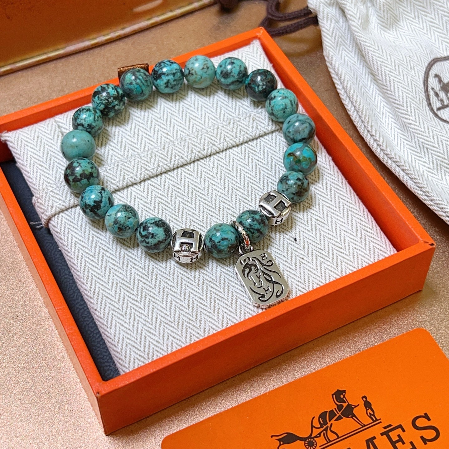   新品发布 👒Hermas爱马仕手链👨👩奢华爱马仕手串 天然石蛇皮石手链男女同款 最新款全件串珠手链档