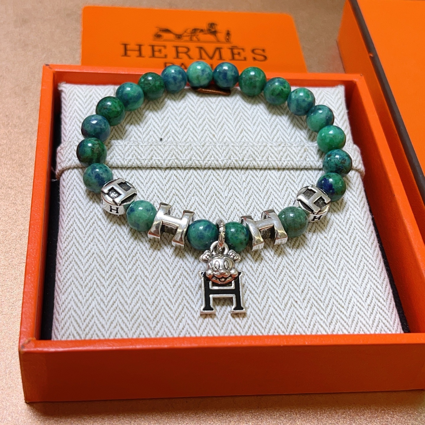   新品发布 👒Hermas爱马仕手链👨👩奢华爱马仕手串 玛瑙石手链男女同款 最新款全件串珠手链档次更高
