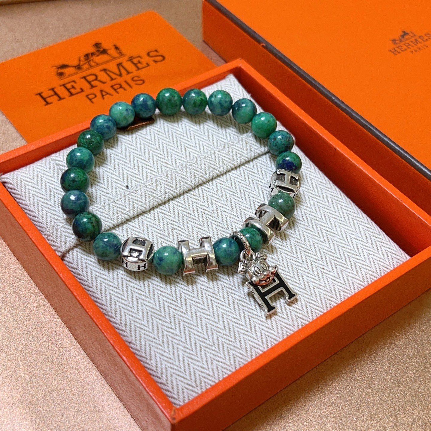   新品发布 👒Hermas爱马仕手链👨👩奢华爱马仕手串 玛瑙石手链男女同款 最新款全件串珠手链档次更高