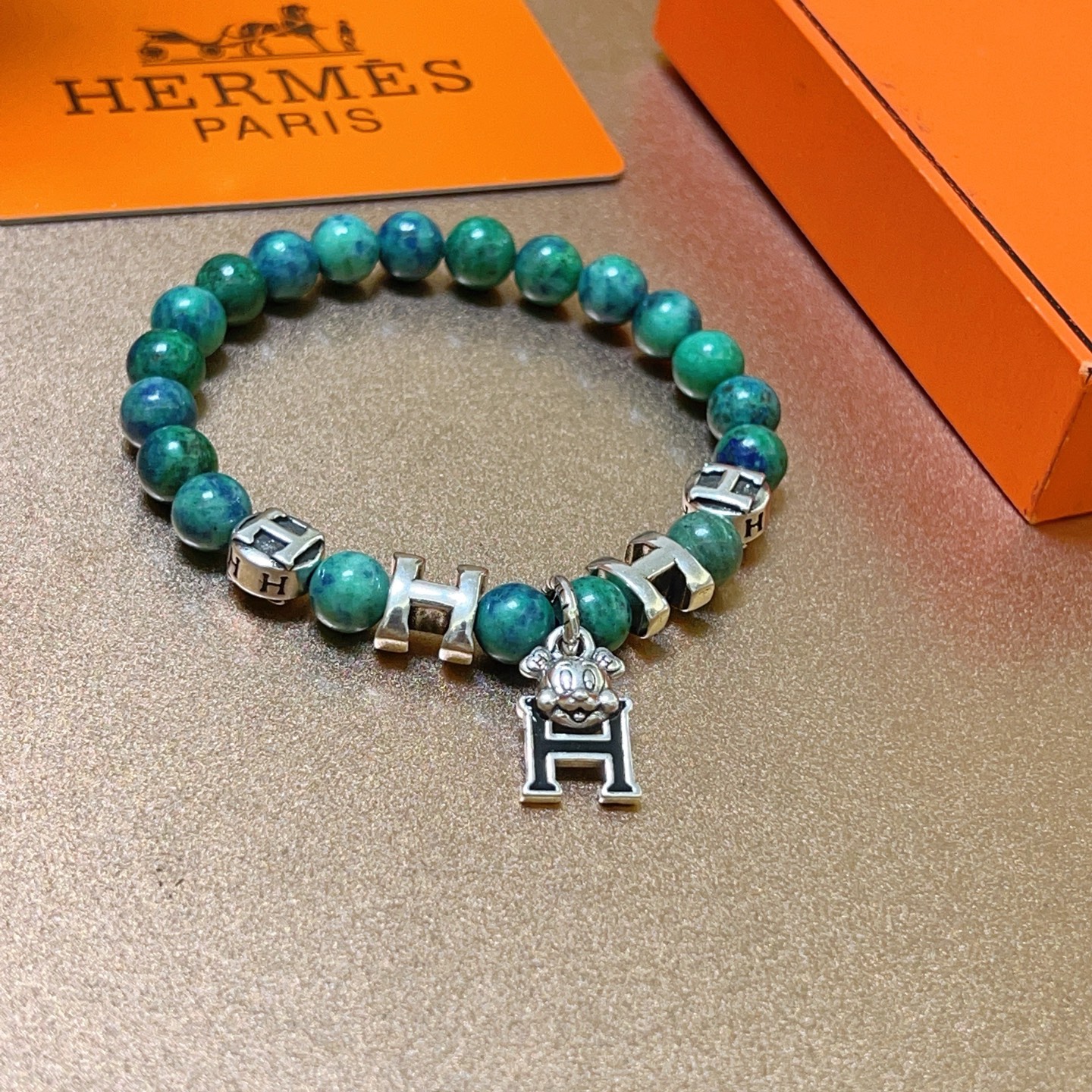   新品发布 👒Hermas爱马仕手链👨👩奢华爱马仕手串 玛瑙石手链男女同款 最新款全件串珠手链档次更高