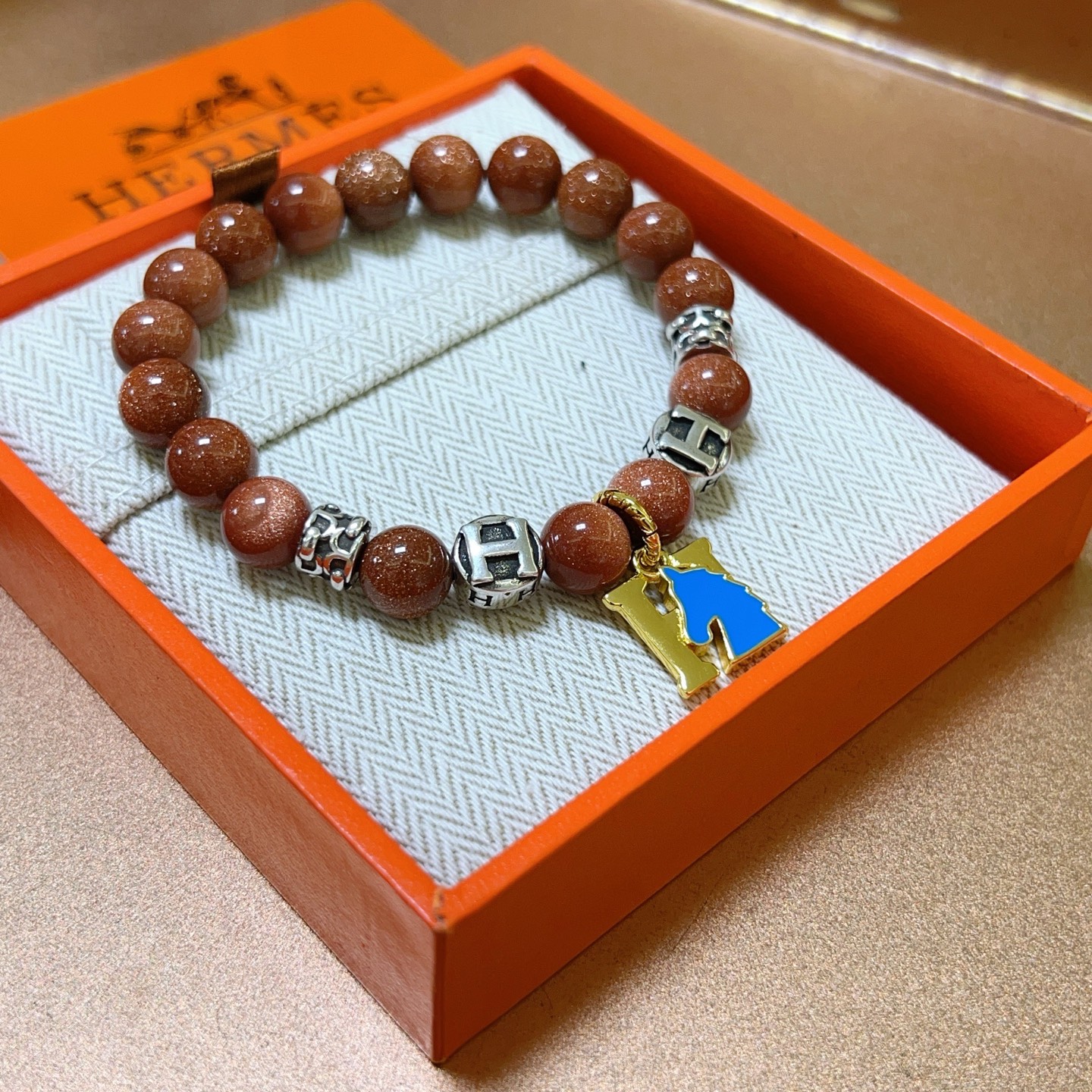   新品发布 👒Hermas爱马仕手链👨👩奢华爱马仕手串 虎眼石手链男女同款 最新款全件串珠手链档次更高