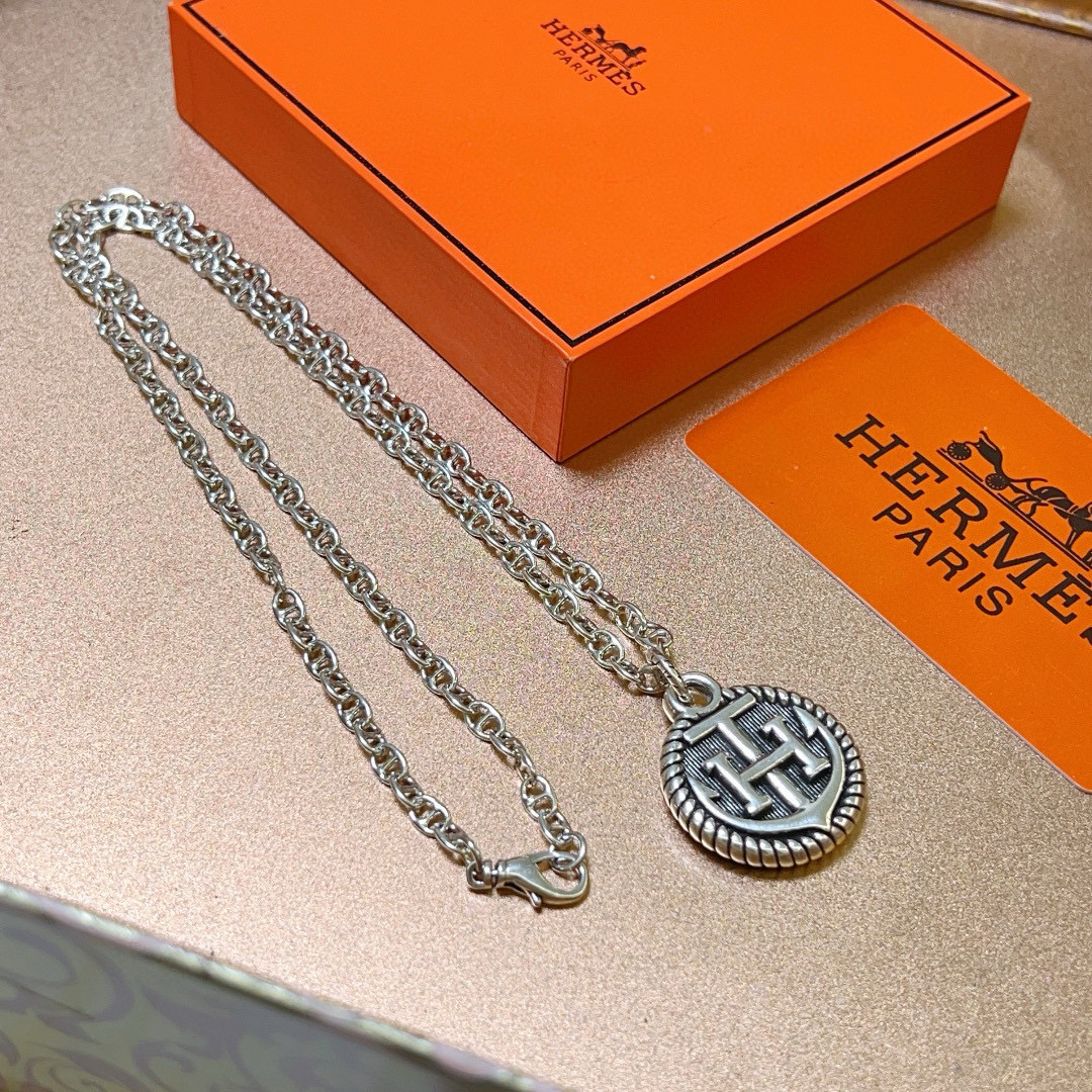 🐴🐴🐴 爱马仕项链 新品发布 HERMES 必备款猪鼻子系列首饰 高端定制.高端链条经典搭配 新品 简单