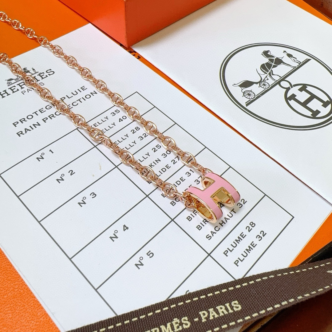 🐴🐴🐴 爱马仕项链 新品发布 HERMES 必备款猪鼻子系列首饰 高端定制.高端链条经典搭配 新品 简单