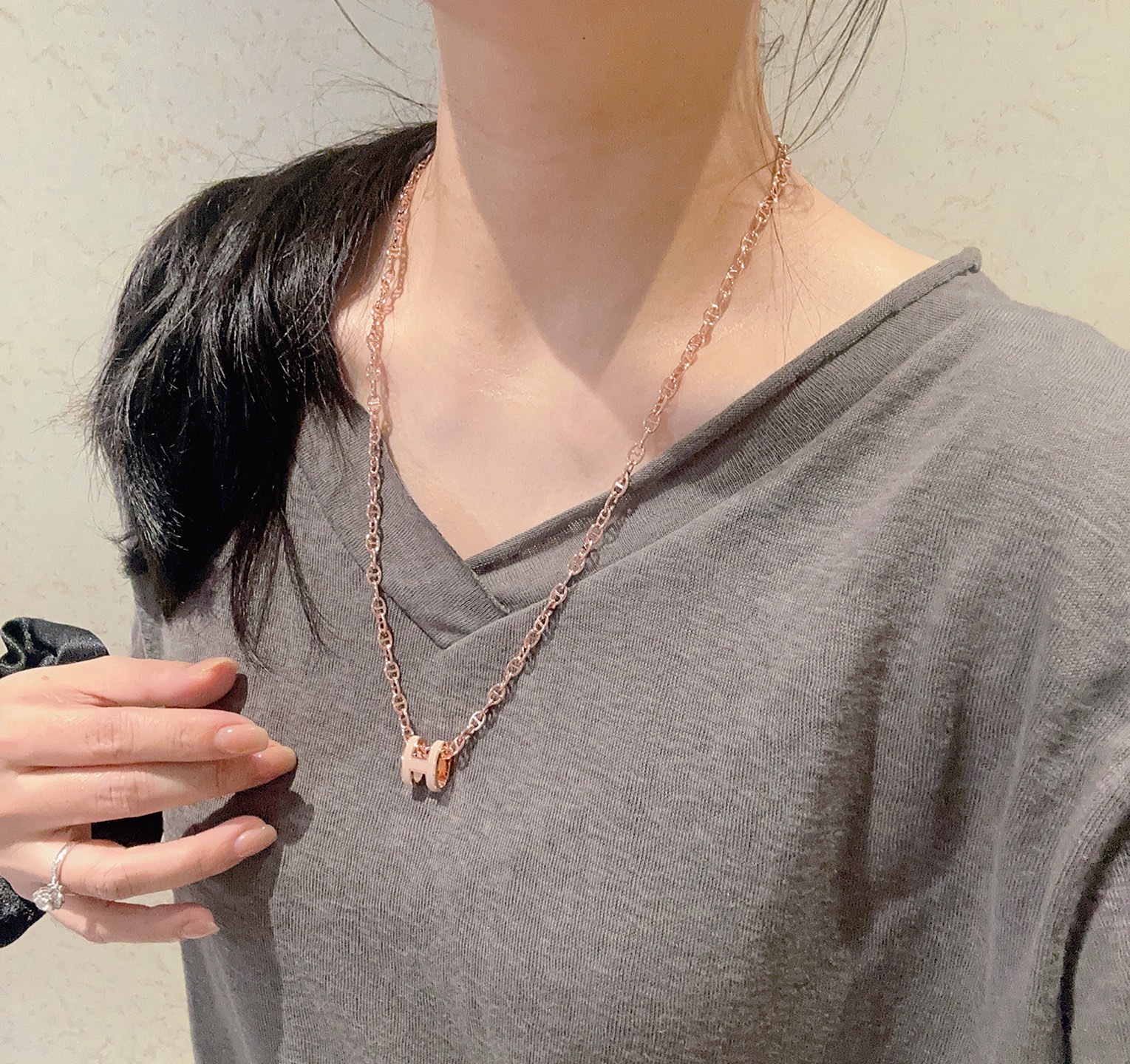  🌀🌟HERMES  爱马仕项链 H字母椭圆系列首饰 进口珐琅镀.猪鼻子链条经典搭配 原版logo新品 