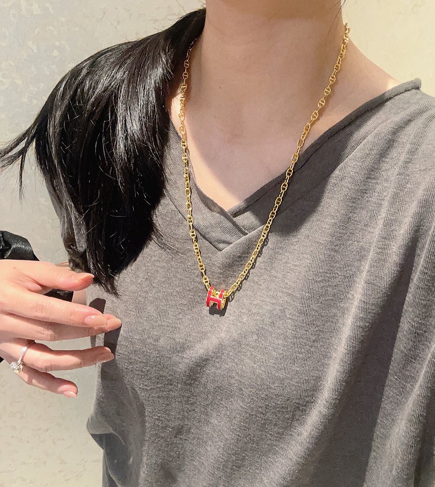  🌀🌟HERMES  爱马仕项链 H字母椭圆系列首饰 进口珐琅镀.猪鼻子链条经典搭配 原版logo新品 