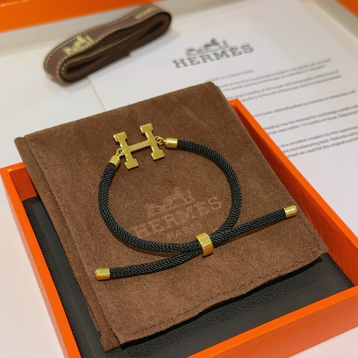     新品发售 👒🐎爱马仕手绳手环最新款纯手工编织材质档次更高明星同款H系列系列🎸经典款系列手链手绳
