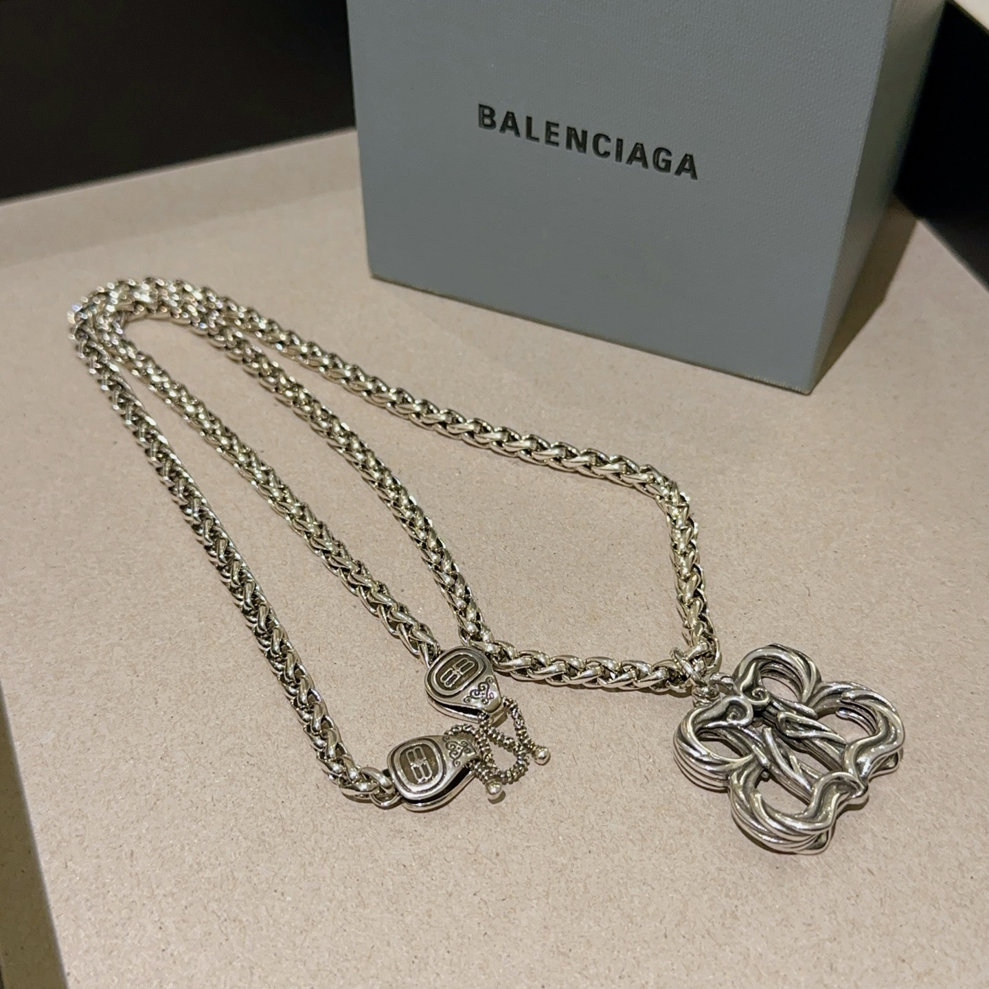  原单货🔹🔹新品 巴黎世家项链 Balenciaga 新款项链🔹专柜一致 细节做工精细 每个细节流程到位