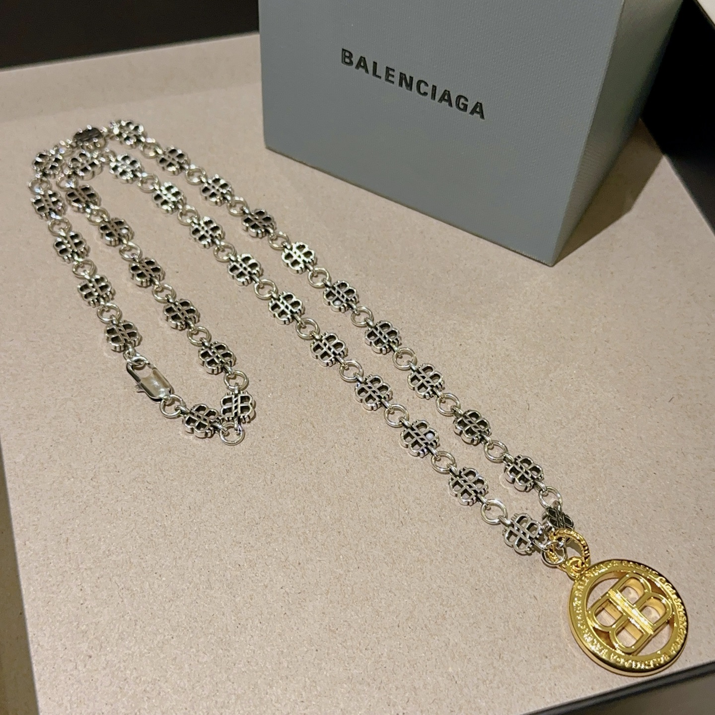  原单货🔹🔹新品 巴黎世家项链 Balenciaga 新款项链🔹专柜一致 细节做工精细 每个细节流程到位