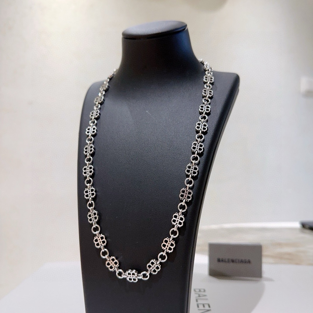 Elegante collar Balenciaga con diseño de logo, accesorio de moda para mujer 3 i1753068234269 6934 0 1