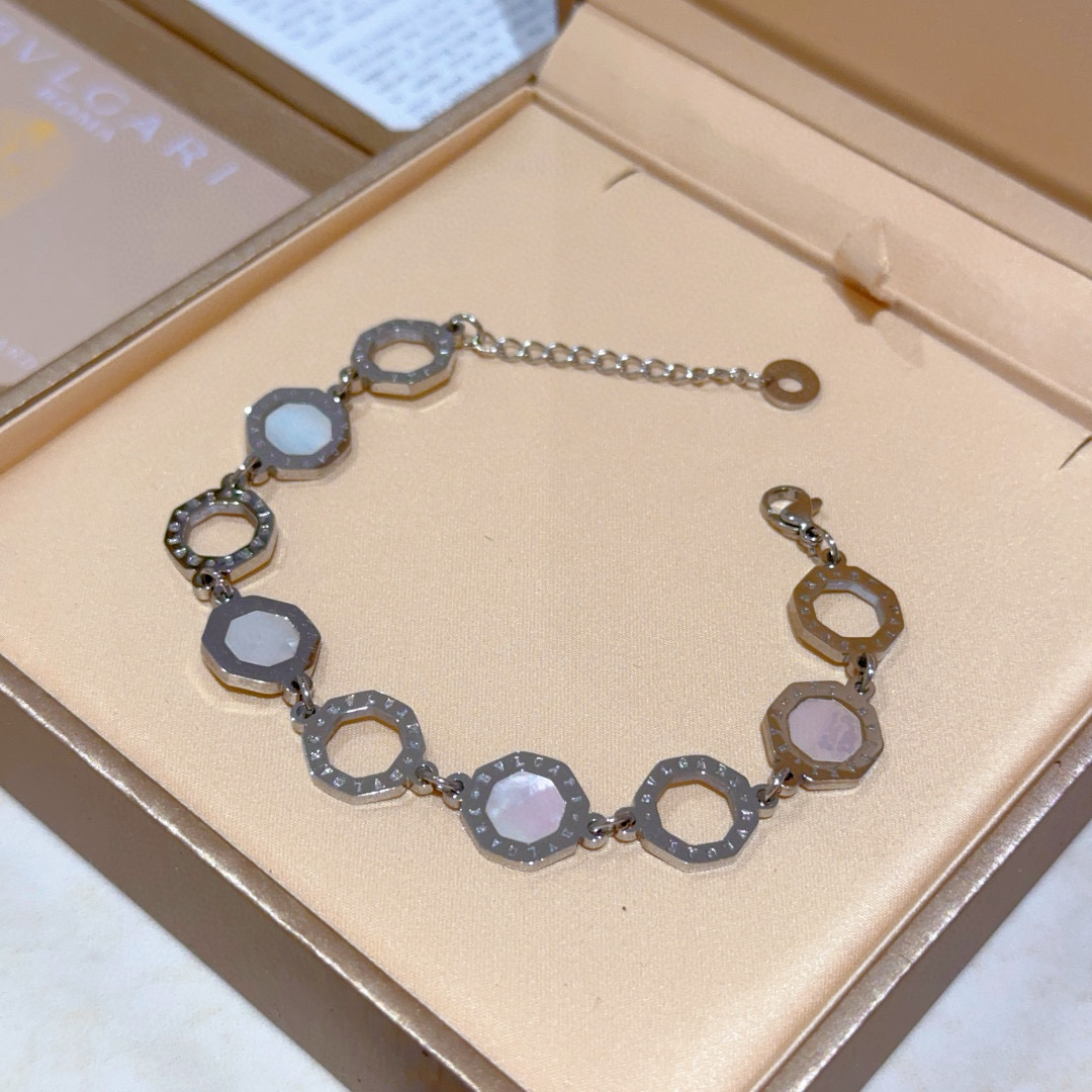Elegante Pulsera Bulgari Divas' Dream en Oro V para Hombre y Mujer 8 i1753068339333 1777 0 6
