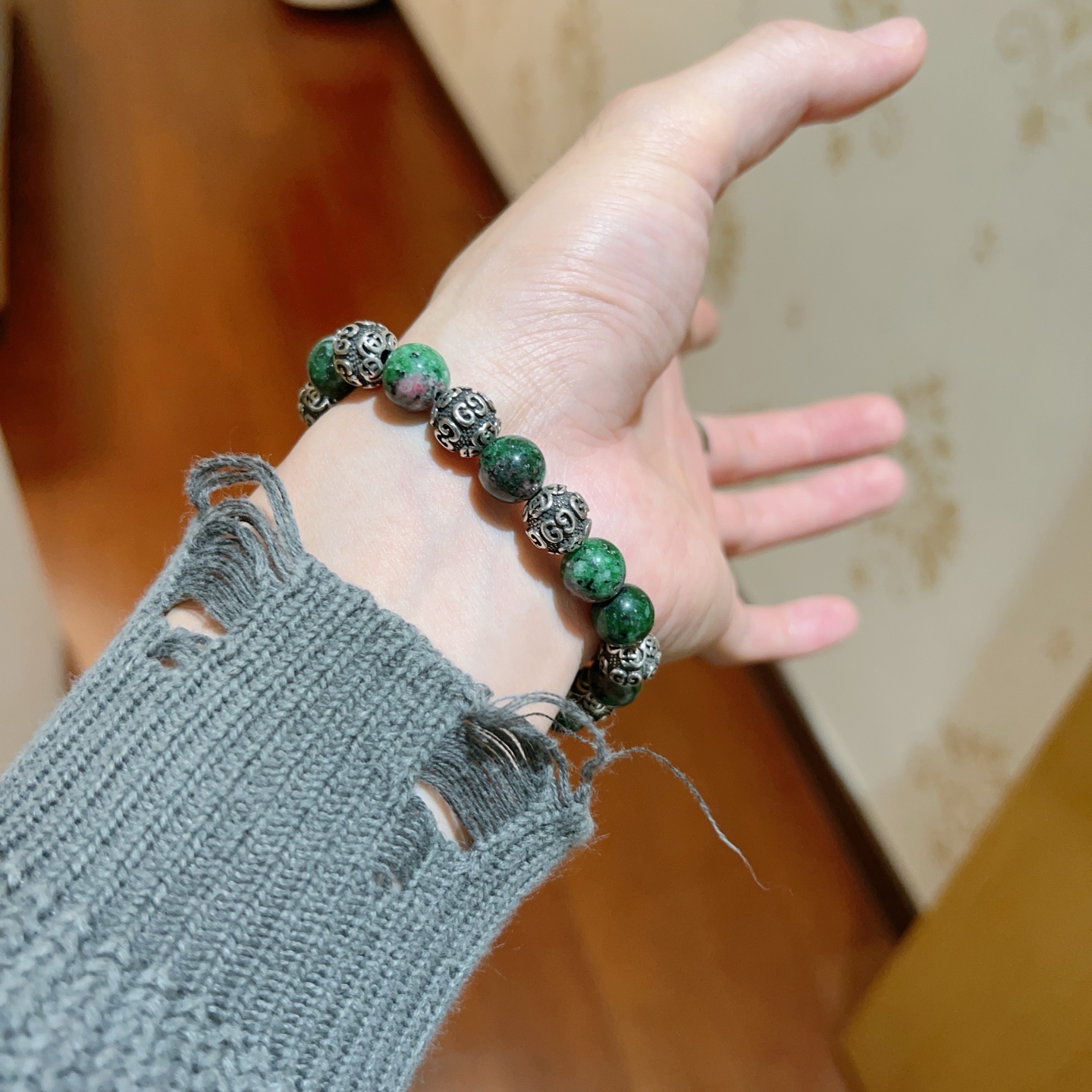   𝐆𝐮𝐜𝐜𝐢古驰手链男女同款 最新款天然石绿翡花手链档次更高明星同款Anger Forest系列双g玛
