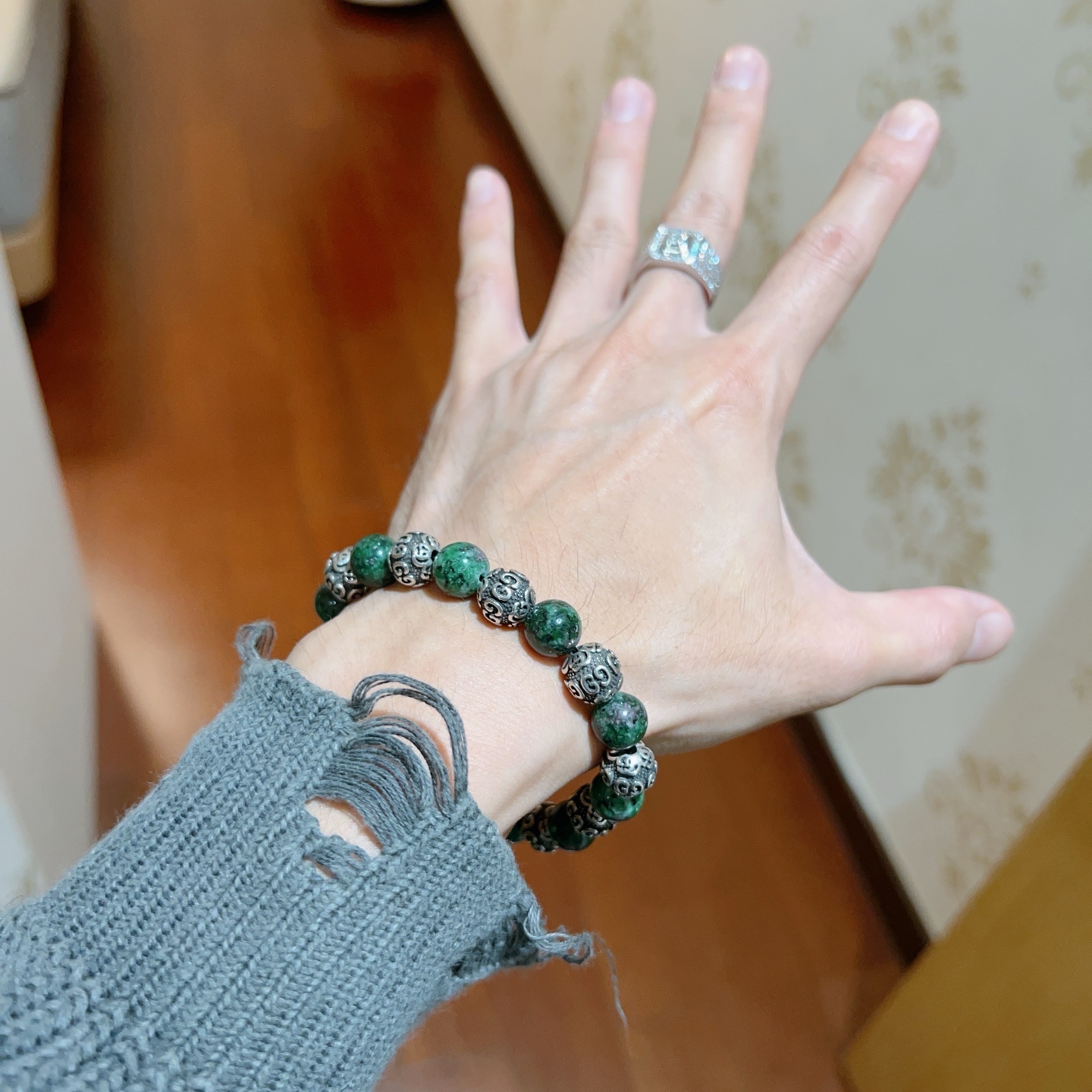   𝐆𝐮𝐜𝐜𝐢古驰手链男女同款 最新款天然石绿翡花手链档次更高明星同款Anger Forest系列双g玛