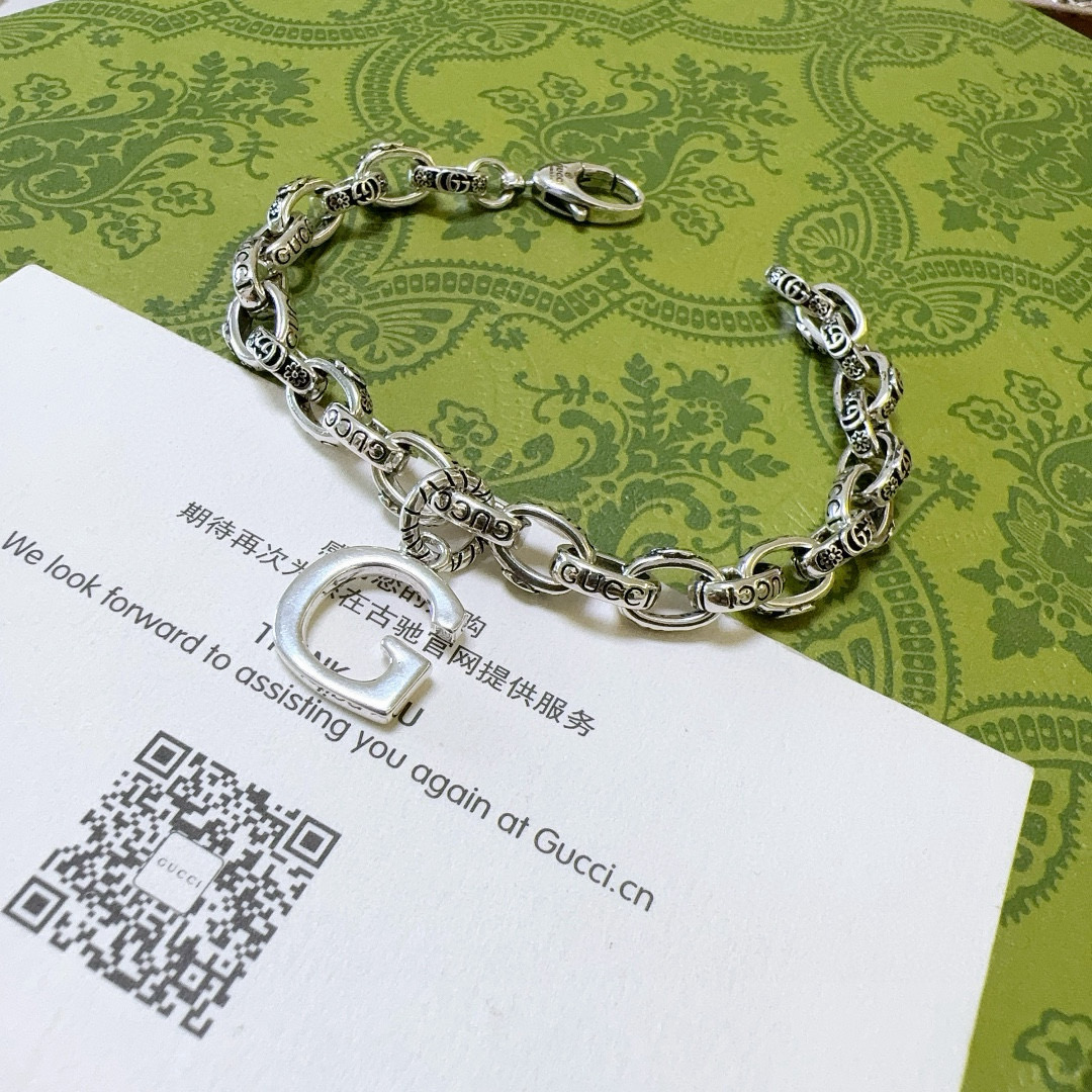  。 2025最新出炉奢华古驰手链。高端品牌定制 手链中的天花板  豪华阵容设计理念🌼 Gucci古驰手