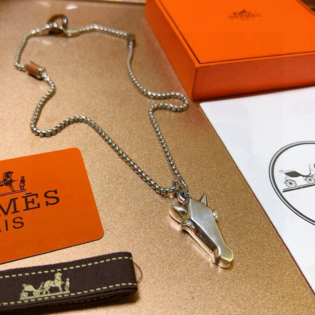 。🌀🌟HERMES  爱马仕项链 猪鼻子项链系列首饰 进口定制.高端链条经典搭配 新品 简单时尚🌟专柜一