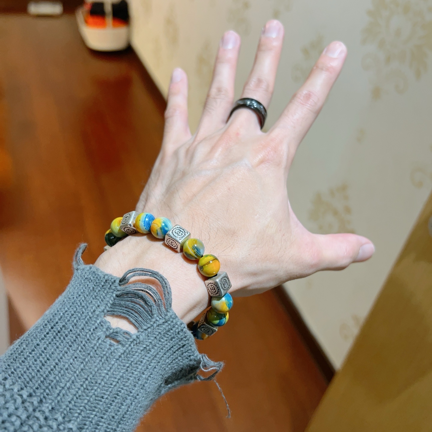   𝐆𝐮𝐜𝐜𝐢古驰手链男女同款 最新款天然玛瑙搭配青金石手链档次更高明星同款Anger Forest系列