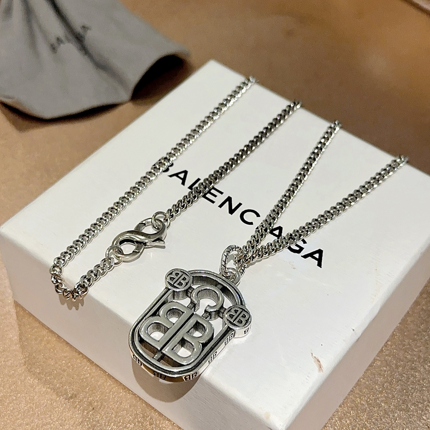  原单货🔹🔹新品 巴黎世家项链 Balenciaga 新款项链🔹专柜一致 细节做工精细 每个细节流程到位
