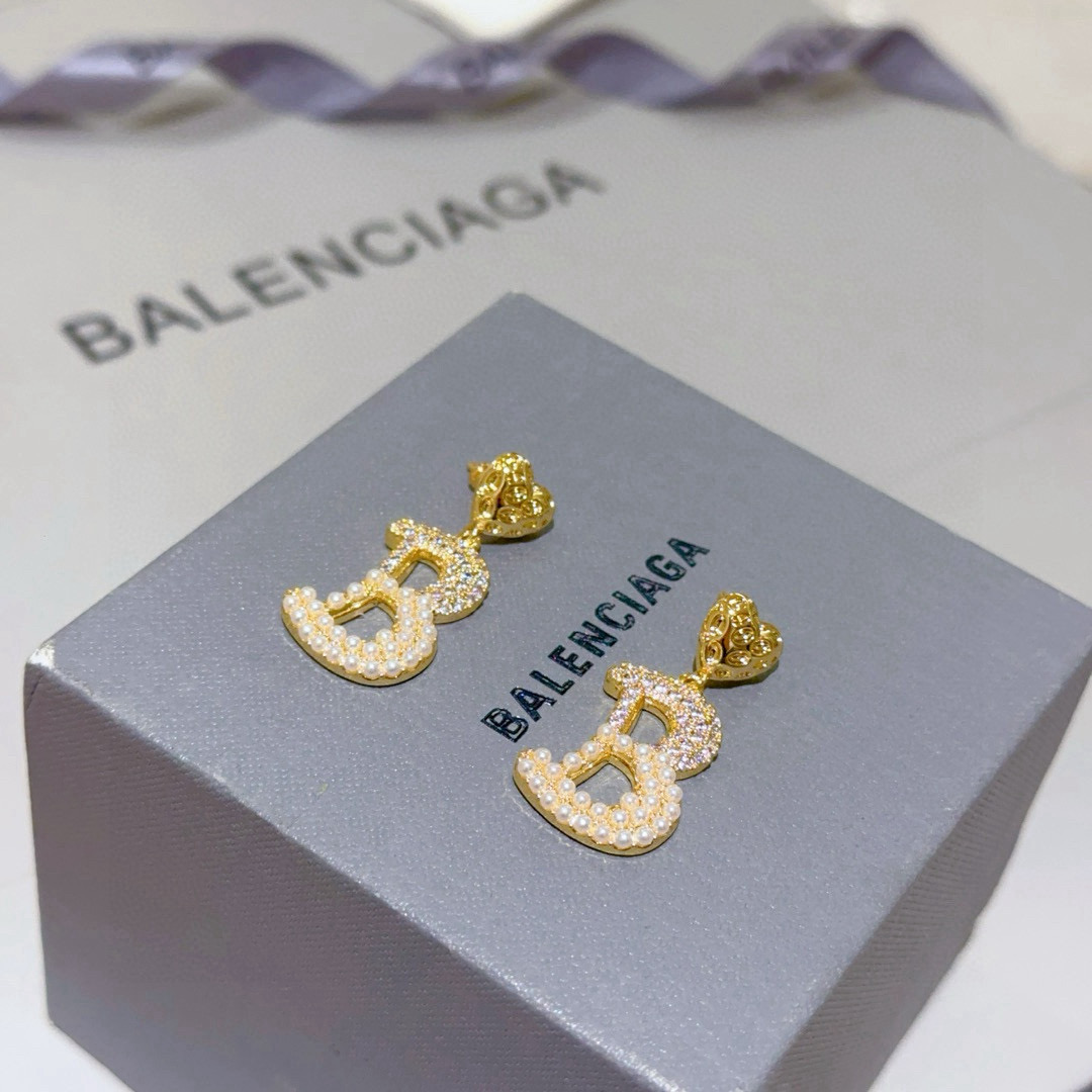   BALENCIAGA 巴黎世家耳钉 王炸系列 专柜同步 更新 简约圈口叠加造型耳环 经典造型搭配 设